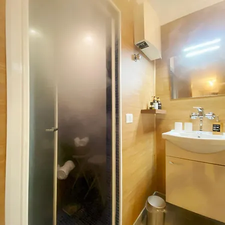 Monolocale Con Bagno Turco E Spazio Esterno With Turkish Bath And External Space * Cremeno