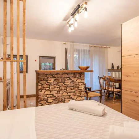 Appartamento Monolocale Con Bagno Turco E Spazio Esterno With Turkish Bath&external Space