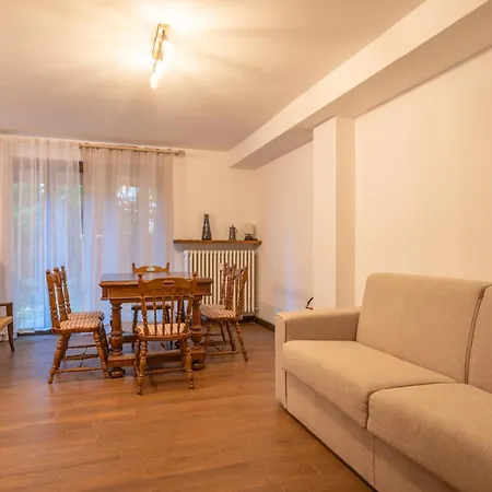 Monolocale Con Bagno Turco E Spazio Esterno With Turkish Bath&external Space * Cremeno